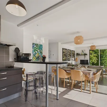 Piscine Chauffee - 750m - 4 Adultes - 4 Enfants * סן-ונסן-סור-ז'אר