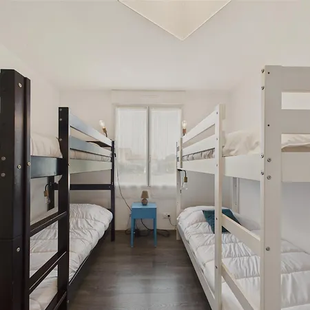 Piscine Chauffee - 750m - 4 Adultes - 4 Enfants Holiday home Saint-Vincent-sur-Jard